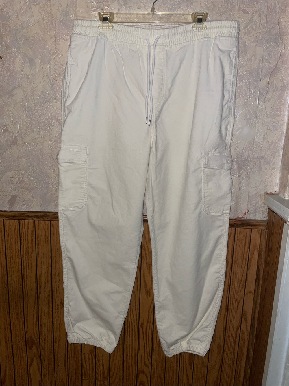 Cream corduroy Joe fresh cargo joggers pants (XL)